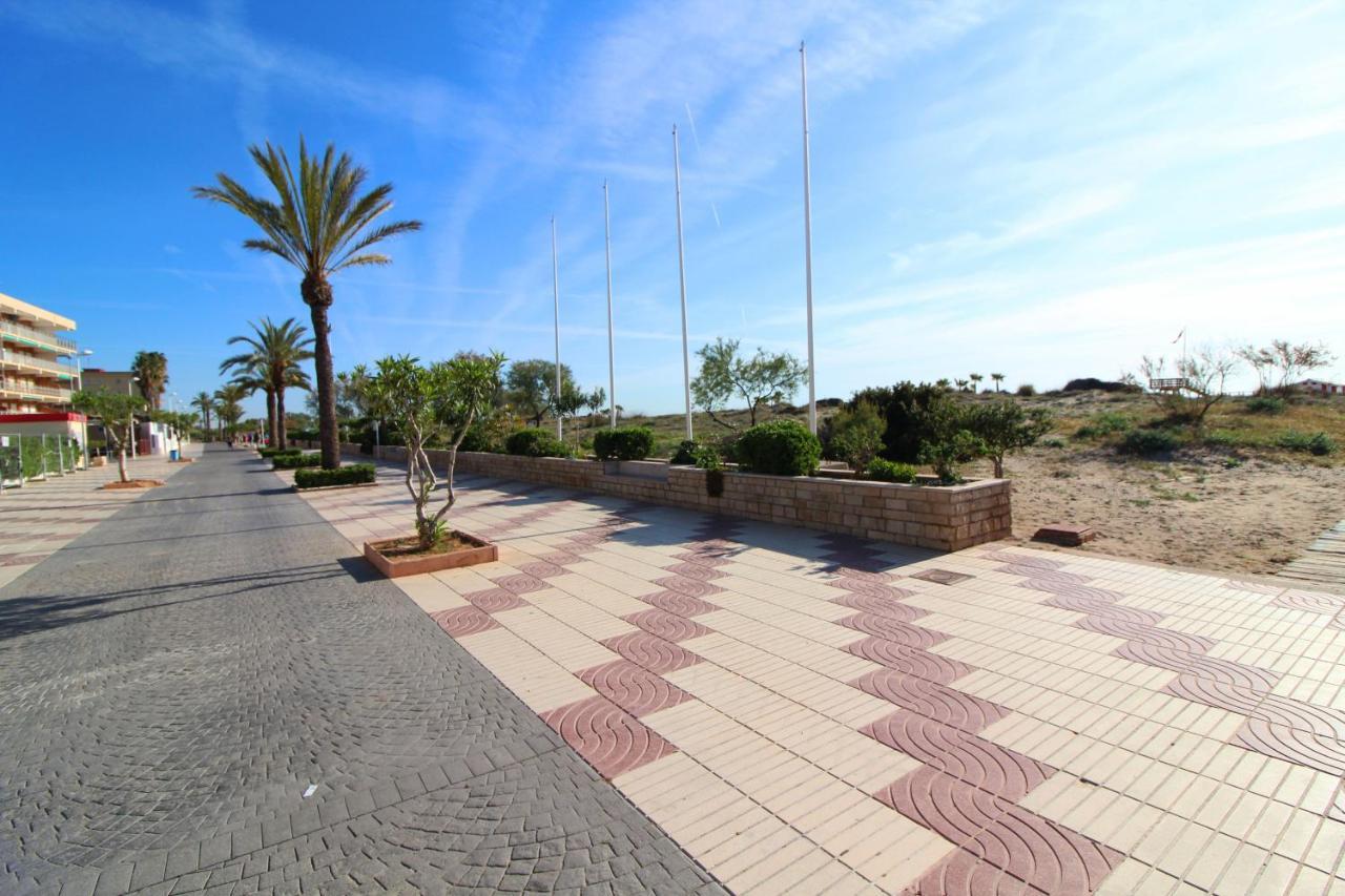 Global Properties, Apartamento En La Playa De 卡耐特蒂贝兰格 外观 照片